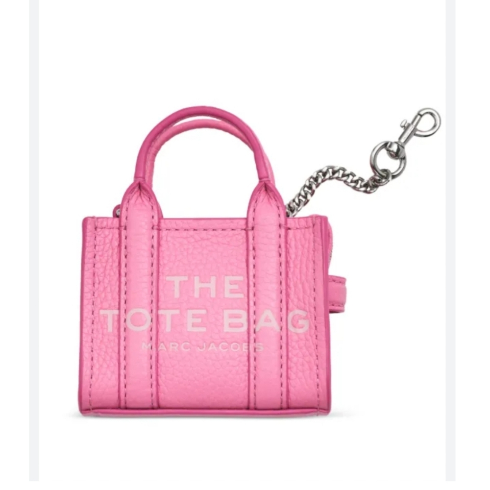 In Search Of Marc Jacobs to Trade For - Picture 6 of 9